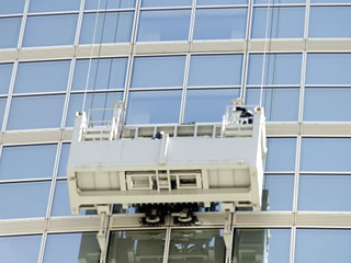 ビルの窓ガラス・外壁洗浄